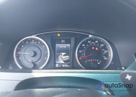 2015 Toyota Camry Se z USA, uszkodzony, nr VIN 4T1BF1FK3FU043685